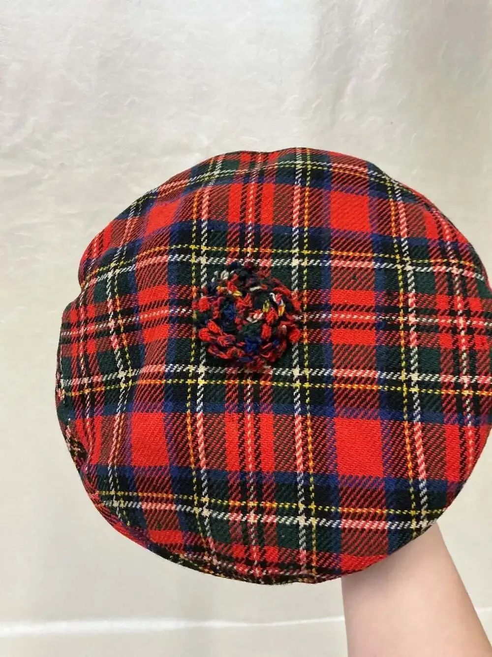 Vintage Made in England Tartan Plaid Wool Tam Beret Hat - Picture 2 of 4